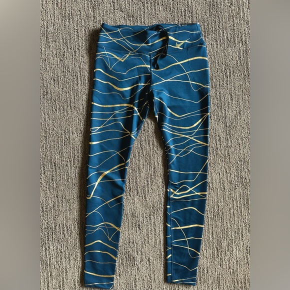 Women’s Nike tight fit running leggings - Picture 1 of 4